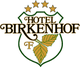 Logo des Hotels Birkenhof mit vier Sternen und Birkenblättern auf einem Schild.
