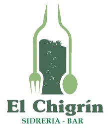 Logo de "El Chigrín", sidrería-bar con botella, tenedor y cuchara en color verde.