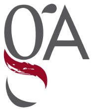 Logo con las letras "O", "A" y un diseño rojo en forma de pluma.