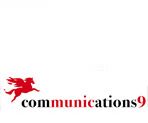 Rotes Pegasus-Logo über dem Text "communications9" in schwarzer und roter Schrift.