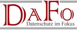 Logo mit rotem Text „DaFo“ und Untertitel „Datenschutz im Fokus“.
