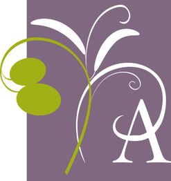 Grafik eines Olivenzweigs, begleitet von einem stilisierten Buchstaben "A" auf lila Hintergrund.