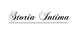 Texte stylisé "Storia Intima" avec une ligne en dessous.