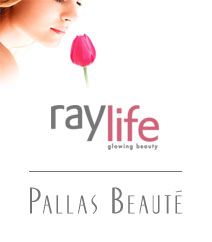 Frau riecht an Tulpe, Text: "raylife glowing beauty" und "Pallas Beauté".