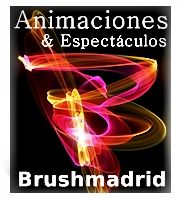 Texto "Animaciones & Espectáculos, Brushmadrid" con luces de colores vibrantes y fondo oscuro.