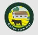 Logo mit Bauernhof, Kuh und Text "Gutes vom Hof" in einem grünen Kreis.