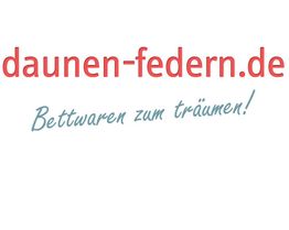 "Logo mit Text: 'daunen-federn.de' in Rot und 'Bettwaren zum träumen!' in Blau."