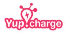Logo rosa con texto "Yup!charge" y un icono de bombilla con un rayo en el centro.