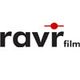 Schwarze Schrift "ravr film" auf weißem Hintergrund, roter Punkt auf dem "r".