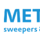 "Logo van METECH met blauwe tekst 'sweepers & scrubbers' en een cirkelvormig ontwerp."