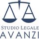 Logo di Studio Legale Avanzi con simbolo di bilancia blu su sfondo bianco.