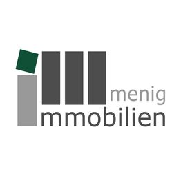 Logo von Menig Immobilien mit stilisierten Gebäudebalken und grünem Quadrat.