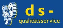Zahnräder und gelber Text "ds- qualitätsservice" auf blauem Hintergrund.