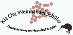 Schrift "Kia Ora Weinhandel Schüler" mit Trauben und Kiwi-Silhouette.