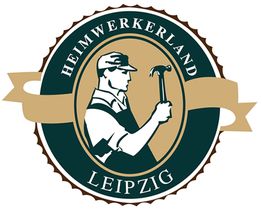 Logo: Mann mit Hammer, Text "Heimwerkerland Leipzig", ovale Form, grün und beige.