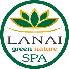 Logo von Lanai Green Nature Spa mit einem stilisierten grünen und goldenen Blattmotiv.