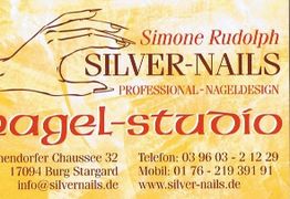 Gelbe Visitenkarte von Silver-Nails Nagelstudio mit Kontaktdaten und gezeichneter Hand.