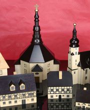 verschiedene Häuser und Kirchen