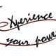Schriftzug "Experience your power" in elegantem, geschwungenem Schwarz und Rot.
