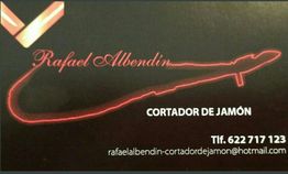 Tarjeta de presentación de cortador de jamón con contacto y email en fondo negro.