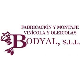 Logotipo de Bodyal, S.L.L., con uvas y aceitunas, y texto "Fabricación y Montaje Vinícola".