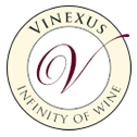 Logo mit stilisiertem "V", Text: "Vinexus Infinity of Wine", runde, elegante Gestaltung.