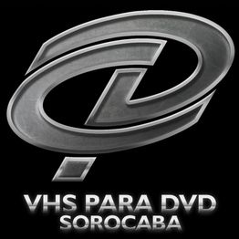 Logotipo com letras metálicas: "VHS para DVD Sorocaba" em fundo preto.
