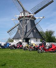 An der Windmühle von Werdum