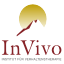 Logo mit Berg und Sonnenuntergang, darunter Text "InVivo".