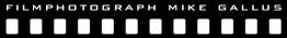 Schwarz-weiße Filmstreifen-Grafik mit Text: "FILMPHOTOGRAPH MIKE GALLUS".