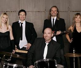 6 FEET FOUR- die ideale Band für Ihre Veranstaltung