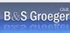 Blaues Logo mit dem Text: "B&S Groeger GbR" und leichtem Spiegeleffekt darunter.