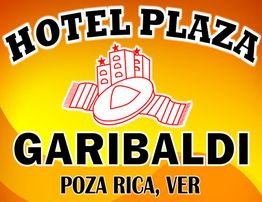 Logo del Hotel Plaza Garibaldi en Poza Rica, Ver., fondo naranja con icono de hotel rojo.