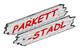 Zwei Holzbretter mit rotem Text "Parkett Stadl" auf weißem Hintergrund.