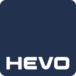 Blauw vierkant logo met witte tekst "HEVO" onderaan.