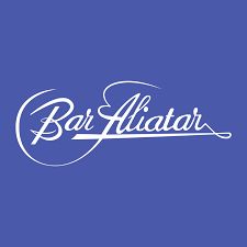 Texto "Bar Aliatar" en estilo cursivo sobre fondo azul.