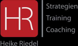 Rotes Logo mit "HR" und Text: "Strategien, Training, Coaching, Heike Riedel" auf schwarzem Hintergrund.