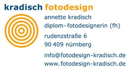 Visitenkarte von Kradisch Fotodesign mit Kontaktdaten und Logo in Orange.