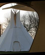 Übernachten im Tipi