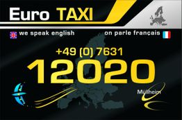 Euro Taxi Werbung mit Telefonnummer, europäischem Hintergrund und Sprachen Englisch/Französisch.