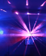 Lichteffekt \"Aggressor\" und LED Par 56