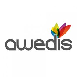 Logo mit grauem Text "awed is" und bunten Blättern oben rechts.