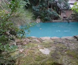Schwimmbecken