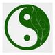 Símbolo yin-yang verde con una hoja en el lado derecho.