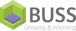 Logo met groene kubus en paarse kubus, met tekst "BUSS Ontwerp & inrichting" in grijze letters.