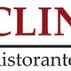 Logo del ristorante "Triclinium" con decorazioni a spirale e posate stilizzate.