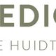 Logo van Skin & Medicare met de tekst: "Uw paramedische huidtherapeut" en groene cirkels.