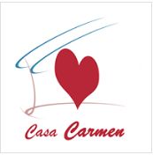 Logotipo con la frase "Casa Carmen" y un corazón rojo en el centro.