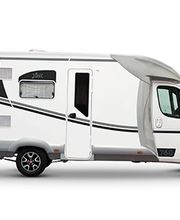 Autocaravana blanca y negra vista lateralmente sobre fondo blanco.