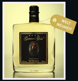 Vodkaflasche "General Gold" mit schwarzem Etikett und Anhänger "Weltneuheit".